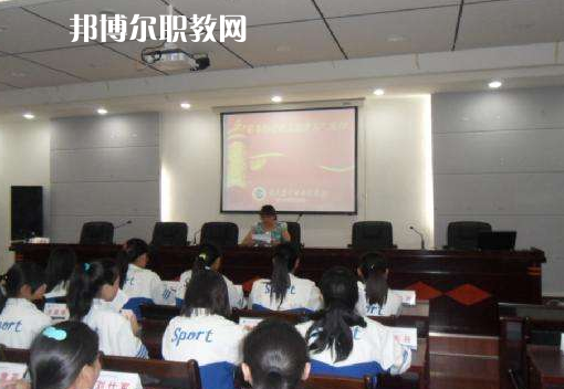 余慶中等職業(yè)學(xué)校2022年學(xué)費(fèi)、收費(fèi)多少