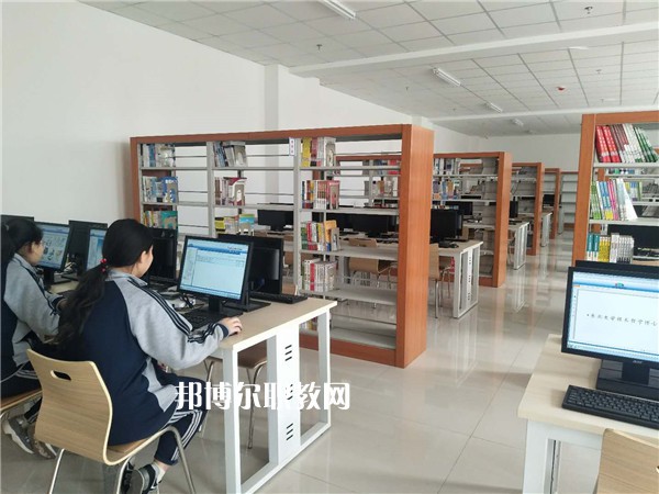 廊坊電子信息工程學(xué)校2022年報名條件、招生要求、招生對象