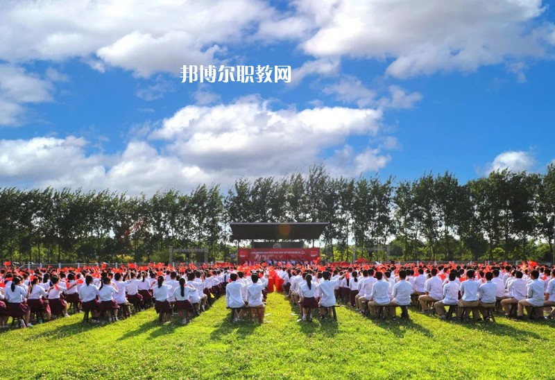 江蘇溧陽(yáng)中等專業(yè)學(xué)校2022年學(xué)費(fèi)、收費(fèi)多少