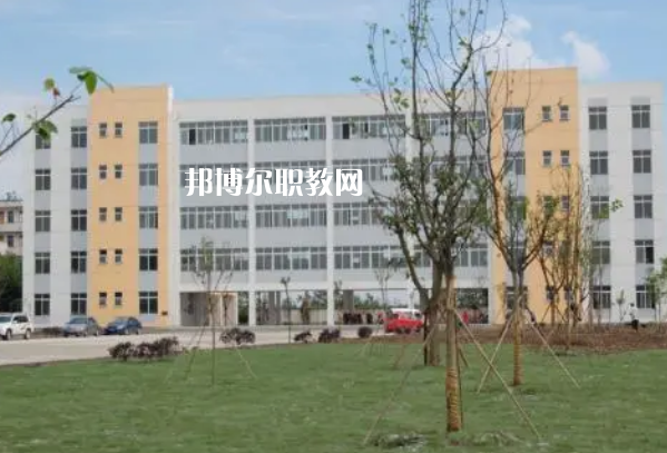 四川省廣漢市職業(yè)中專學(xué)校2022年報(bào)名條件、招生對象、招生要求