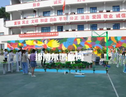 重慶萬州現(xiàn)代信息工程學(xué)校2022年報(bào)名條件、招生要求、招生對象