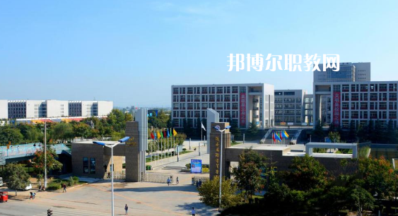 陜西國際商貿(mào)學(xué)院附屬中職校2022年報(bào)名條件、招生要求、招生對象