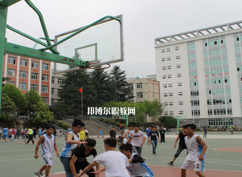 貴州金蓉?zé)o線電技工學(xué)校怎么樣、好不好