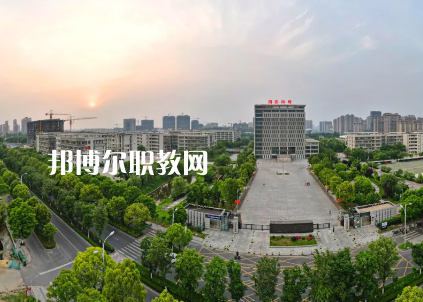 江蘇海安中等專業(yè)學(xué)校2022年報(bào)名條件、招生要求、招生對(duì)象