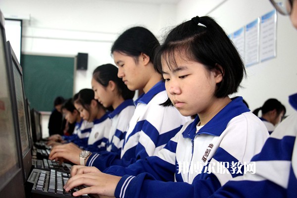 唐山天成中等專業(yè)學校2022年招生辦聯系電話