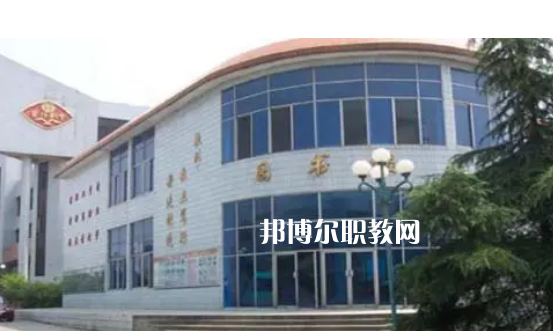 陽(yáng)旅游職業(yè)學(xué)校2022年報(bào)名條件、招生要求、招生對(duì)象