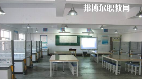 秦皇島市升華中等職業(yè)學校2022年報名條件、招生要求、招生對象