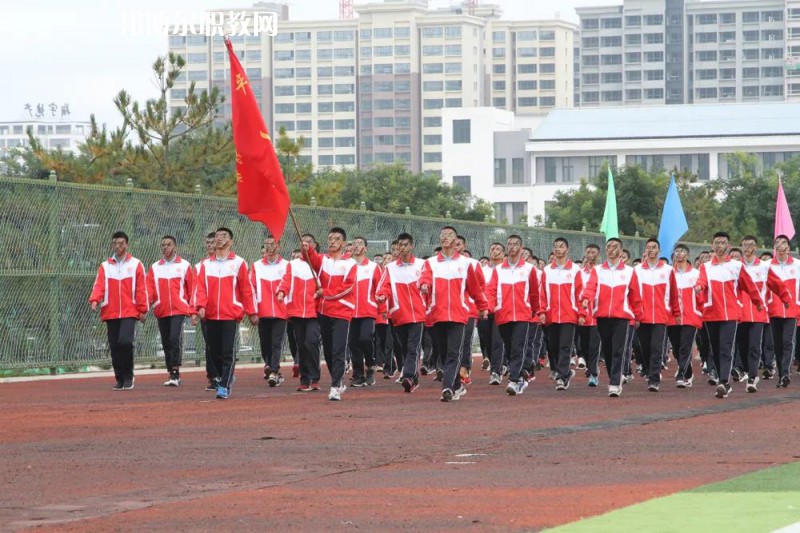 平?jīng)鰴C(jī)電工程學(xué)校2022年學(xué)費(fèi)、收費(fèi)多少