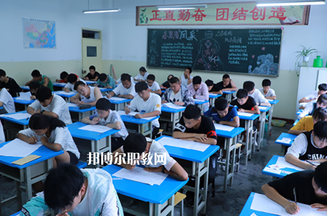 蘭州體育運(yùn)動(dòng)學(xué)校2022年報(bào)名條件、招生要求、招生對(duì)象