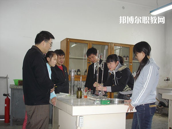 秦皇島市職業(yè)技術(shù)學(xué)校2022年學(xué)費、收費多少