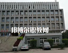 重慶農(nóng)業(yè)學(xué)校2022年報(bào)名條件、招生要求、招生對(duì)象