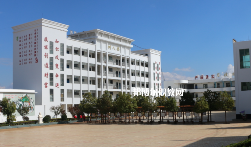 鹽源縣職業(yè)中學怎么樣、好不好