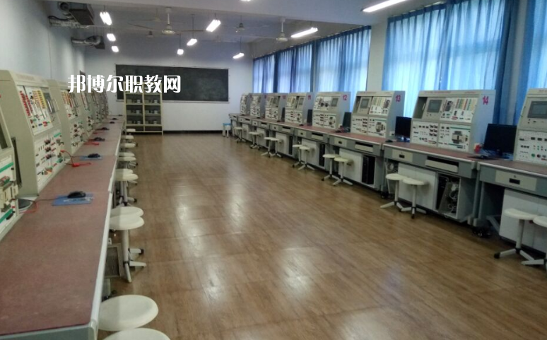 三河市職業(yè)技術(shù)教育中心2022年學(xué)費(fèi)、收費(fèi)多少