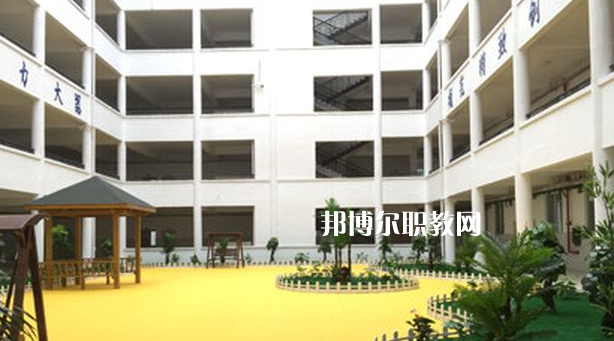 黔東南州德才科技職業(yè)學(xué)校怎么樣、好不好