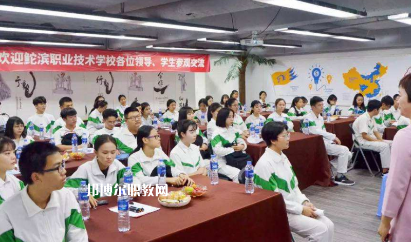 汕頭鮀濱職業(yè)技術(shù)學(xué)校2022年報名條件、招生要求、招生對象