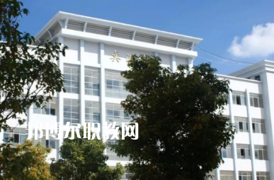 鹽源職業(yè)技術(shù)中學(xué)校2022年報(bào)名條件、招生要求、招生對象