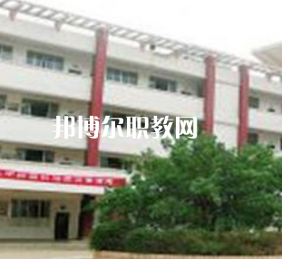 四川會理現(xiàn)代職業(yè)技術學校2022年報名條件、招生要求、招生對象
