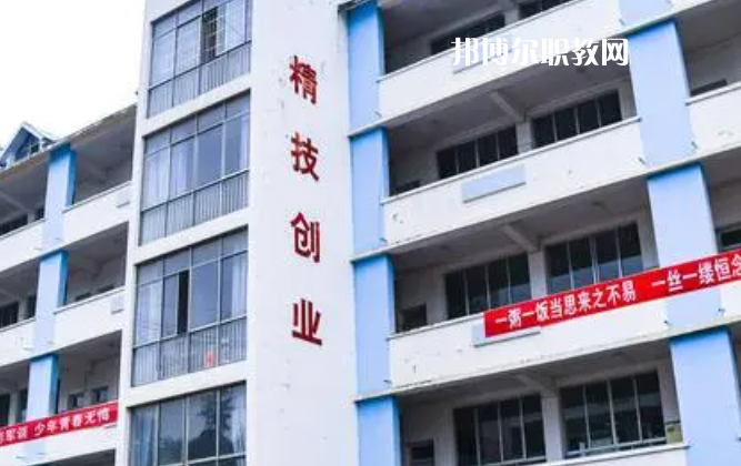 貴州龍里中等職業(yè)學校2022年報名條件、招生要求、招生對象