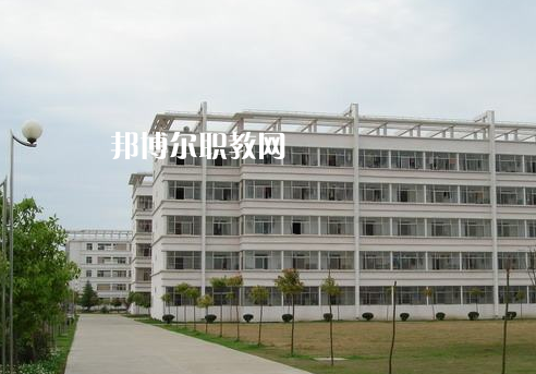 江蘇建湖中等專業(yè)學(xué)校2022年報(bào)名條件、招生要求、招生對(duì)象