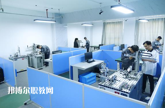 滄縣職業(yè)技術(shù)教育中心2022年報(bào)名條件、招生要求、招生對(duì)象