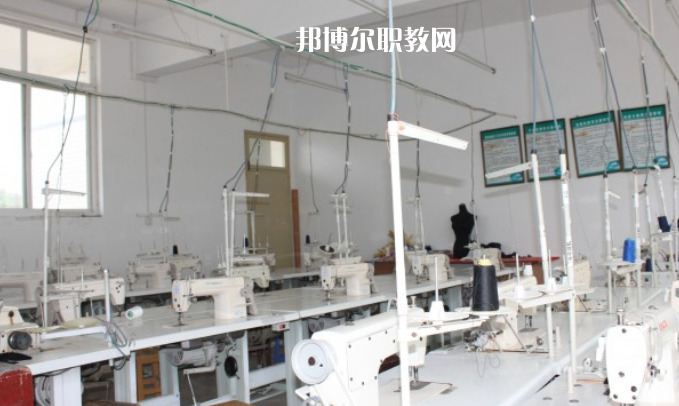 貞豐縣職業(yè)技術(shù)學(xué)校2022年報(bào)名條件、招生要求、招生對(duì)象