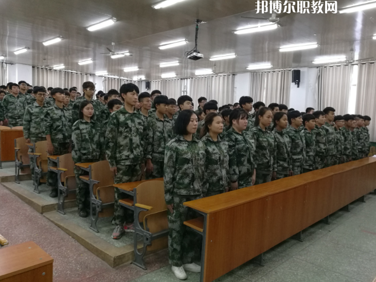 河北軌道交通中等專業(yè)學校2022年報名條件、招生要求、招生對象