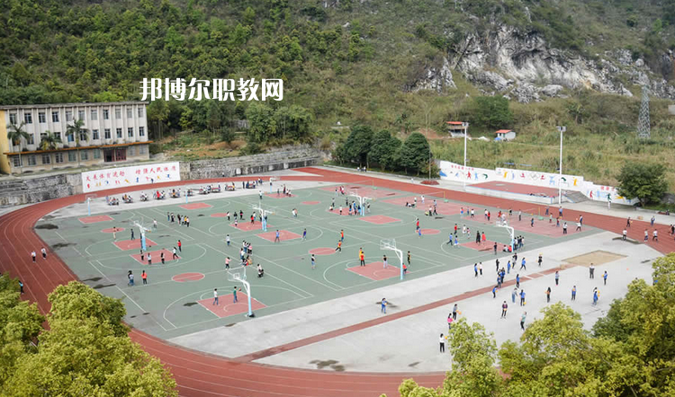 河池衛(wèi)生學(xué)校2022年報(bào)名條件、招生要求、招生對(duì)象