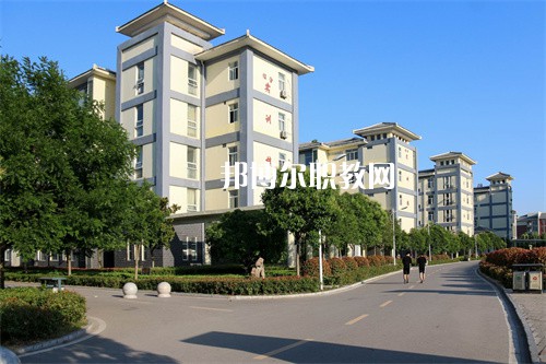 亳州中藥科技學(xué)校2022年報(bào)名條件、招生要求、招生對象