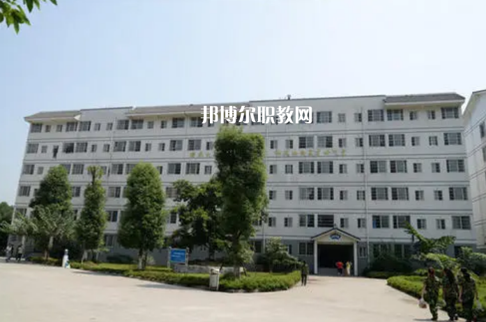 姚安縣職業(yè)高級中學(xué)2022年報(bào)名條件、招生要求、招生對象