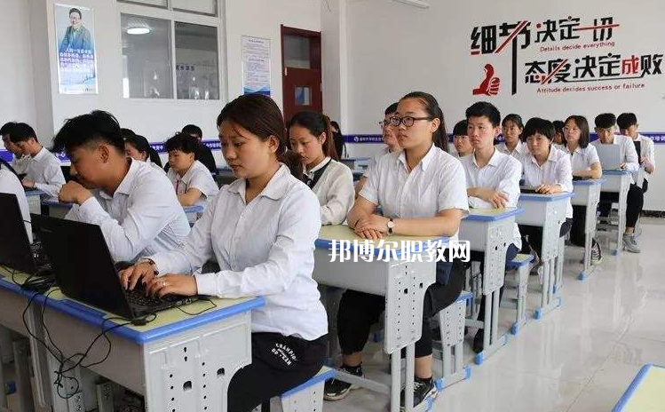 吳橋縣職業(yè)技術(shù)教育中心2022年報(bào)名條件、招生要求、招生對(duì)象