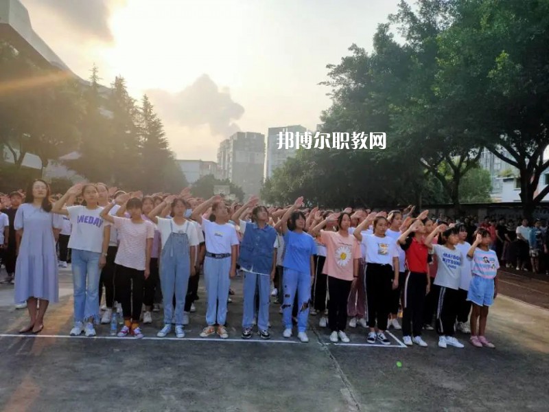 四川內(nèi)江第二職業(yè)中學(xué)2022年報(bào)名條件、招生要求、招生對象