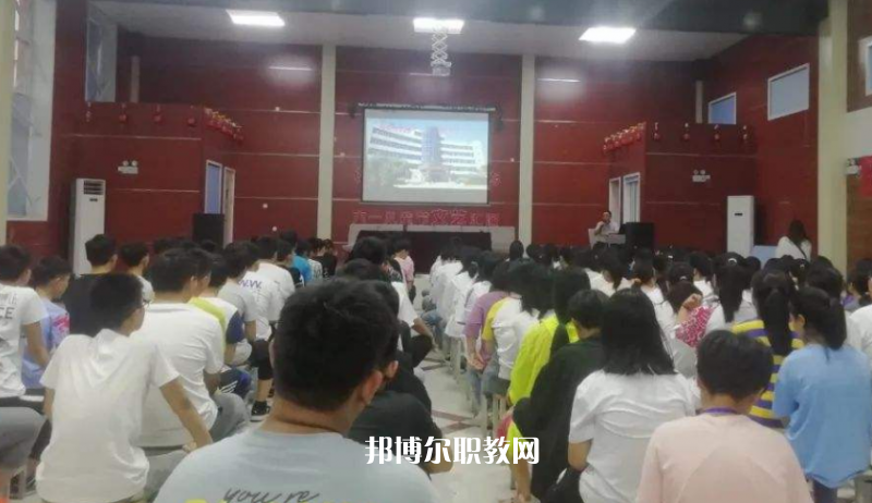 博野縣職業(yè)技術(shù)教育中心2022年報名條件、招生要求、招生對象