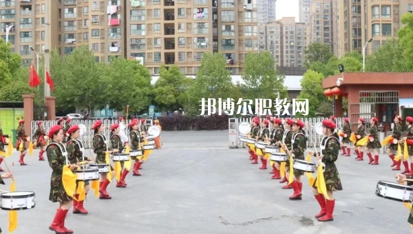 安徽合肥機(jī)電技師學(xué)院2022年報(bào)名條件、招生要求、招生對(duì)象