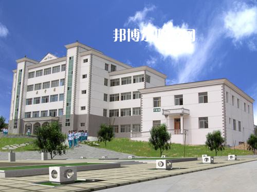 嵩明縣職業(yè)高級中學2022年報名條件、招生要求、招生對象
