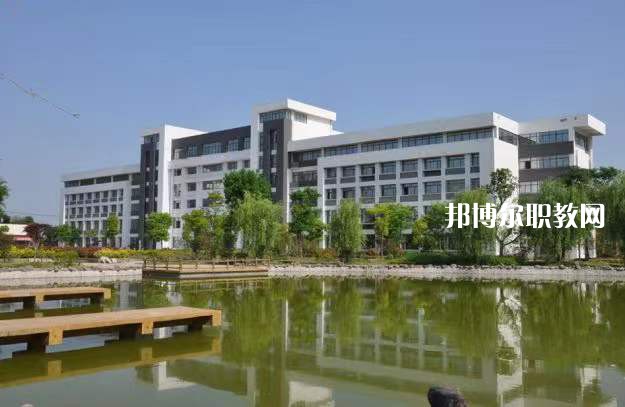 滁州市機(jī)械工業(yè)學(xué)校2022年報(bào)名條件、招生要求、招生對(duì)象