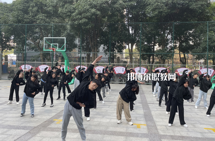 廣西機(jī)電工業(yè)學(xué)校怎么樣、好不好