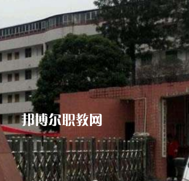 雅安職業(yè)高級(jí)中學(xué)2022年報(bào)名條件、招生要求、招生對(duì)象