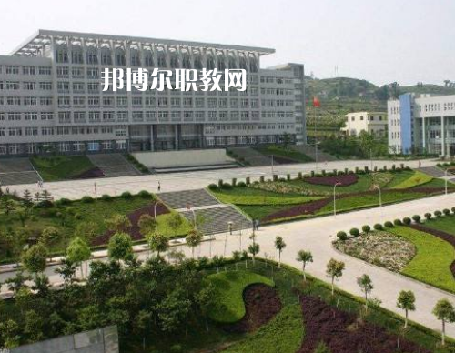 重慶萬州三峽服裝藝術學校2022年報名條件、招生要求、招生對象