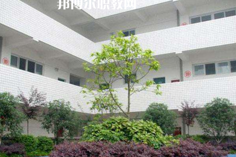 內(nèi)江市川威技工學(xué)校怎么樣、好不好
