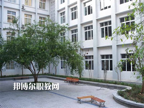 四川省電子商務學校2022年招生辦聯(lián)系電話