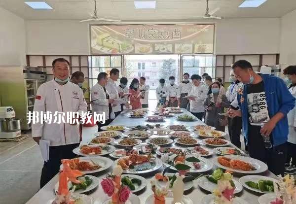 淮北市烈山區(qū)中等專業(yè)學校2022年報名條件、招生要求、招生對象
