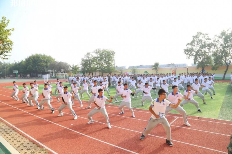 楚雄州體育運動學(xué)校2022年報名條件、招生要求、招生對象