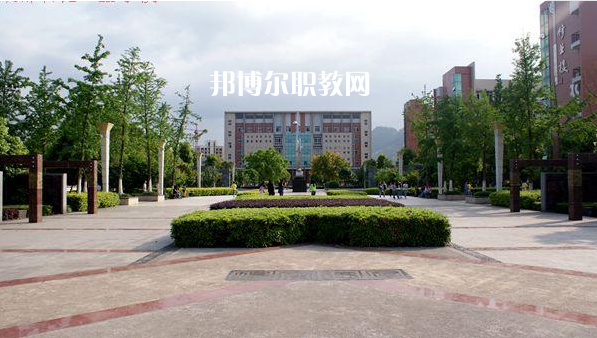 重慶南川隆化職業(yè)中學校2022年報名條件、招生要求、招生對象