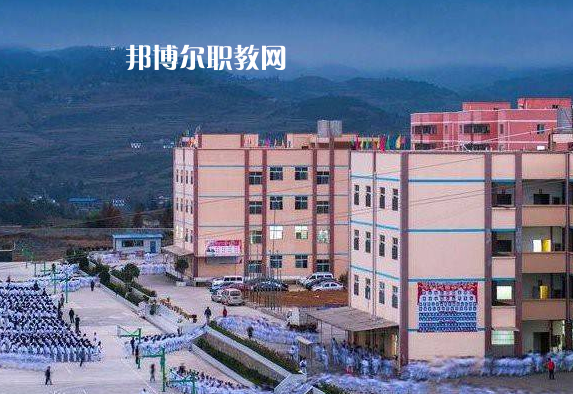 畢節(jié)工業(yè)學(xué)校2022年報名條件、招生要求、招生對象