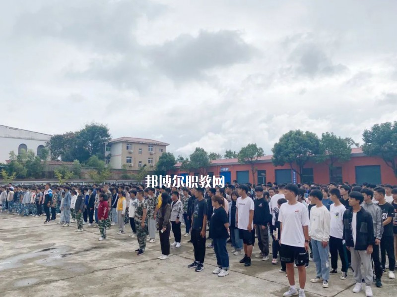 銅陵智通職業(yè)技術(shù)學(xué)校2022年報(bào)名條件、招生要求、招生對(duì)象
