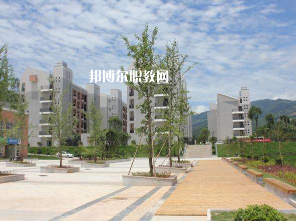 云南冶金高級技工學(xué)校2022年報(bào)名條件、招生要求、招生對象