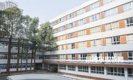 昆明現(xiàn)代科技學(xué)校學(xué)校2022年報(bào)名條件、招生要求、招生對象