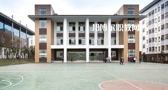 四川屏山職業(yè)技術(shù)學(xué)校2022年報名條件、招生要求、招生對象