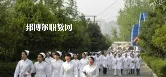 四川人民醫(yī)院護(hù)士學(xué)校怎么樣、好不好