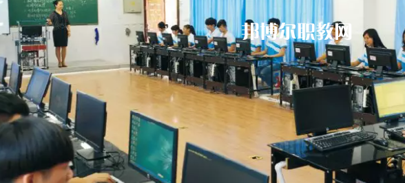 樂山市竹根職業(yè)中專學(xué)校2022年報(bào)名條件、招生要求、招生對象